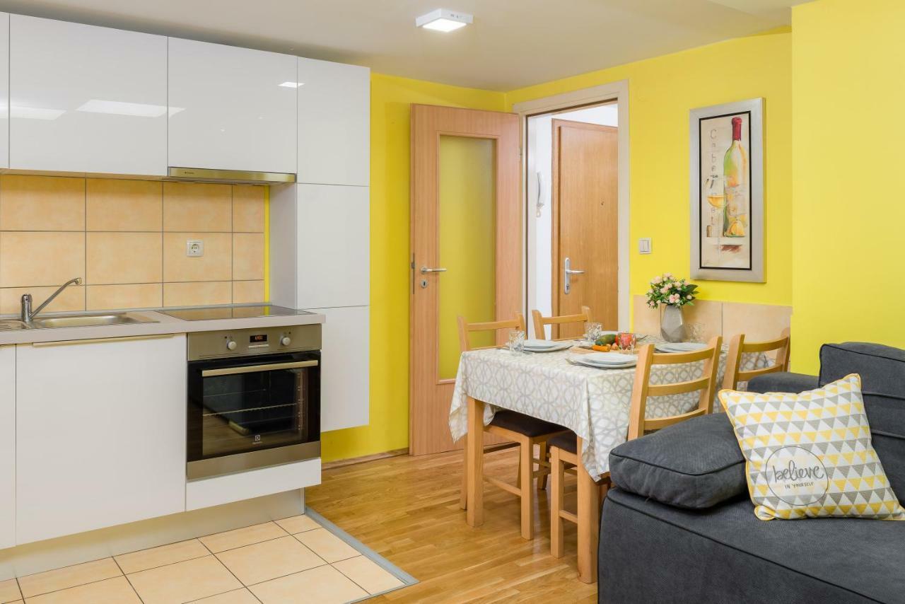 Apartment Medak City Center Nena Σπλιτ Εξωτερικό φωτογραφία