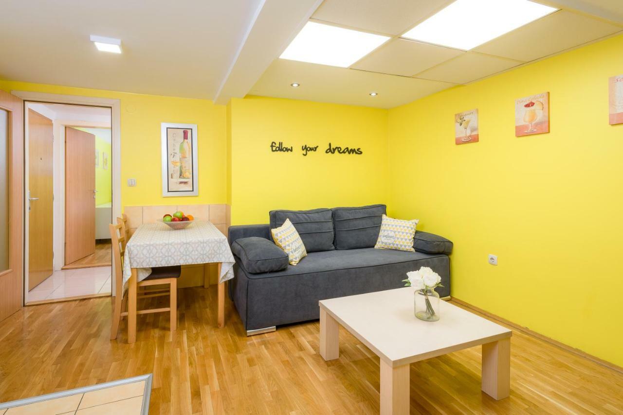 Apartment Medak City Center Nena Σπλιτ Εξωτερικό φωτογραφία